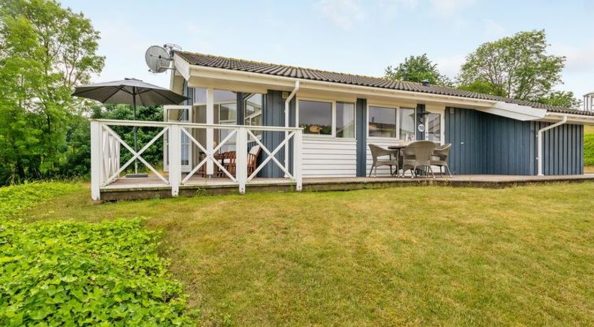 Photo of "Sisko" - 600m from the sea