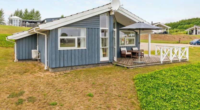 Photo of "Sisko" - 600m from the sea