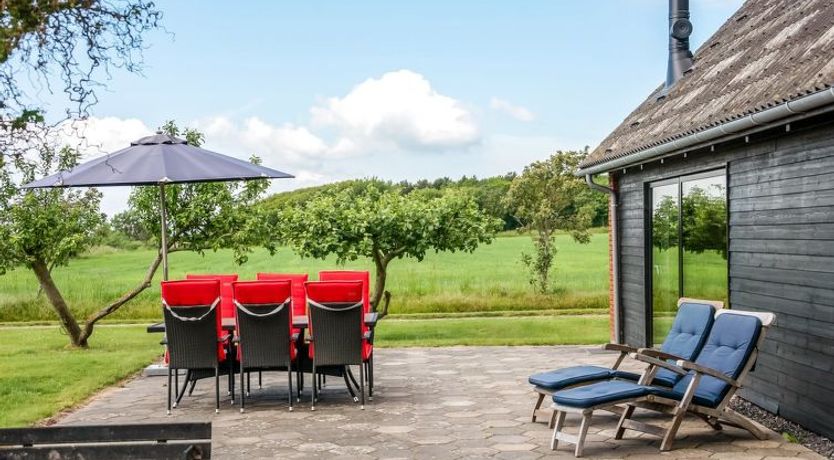 Photo of "Emin" - 100m from the sea