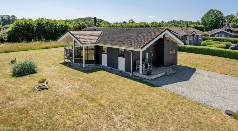 Photo of "Ela" - 500m from the sea