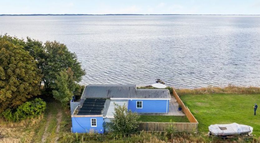 Photo of "Tana" - 5m from the sea