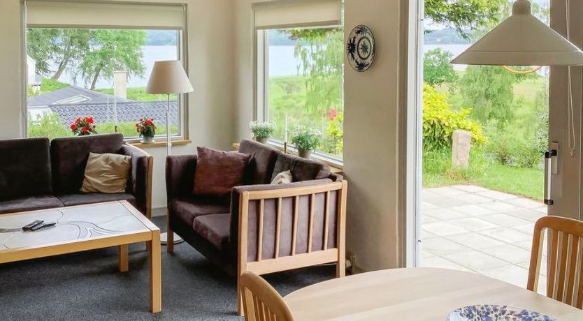 Photo of "Launo" - 150m to the fjord