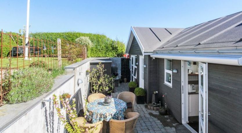 Photo of "Grim" - 5m from the sea