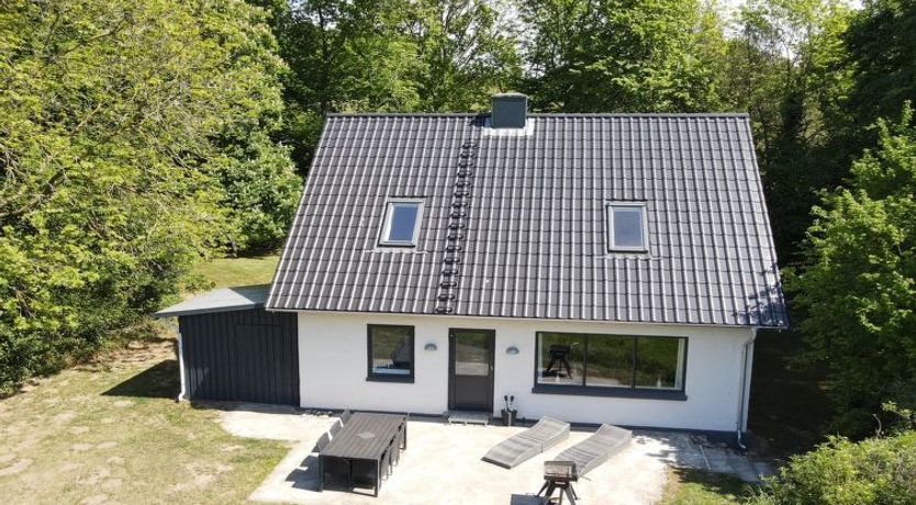 Photo of "Rosa" - 300m from the sea