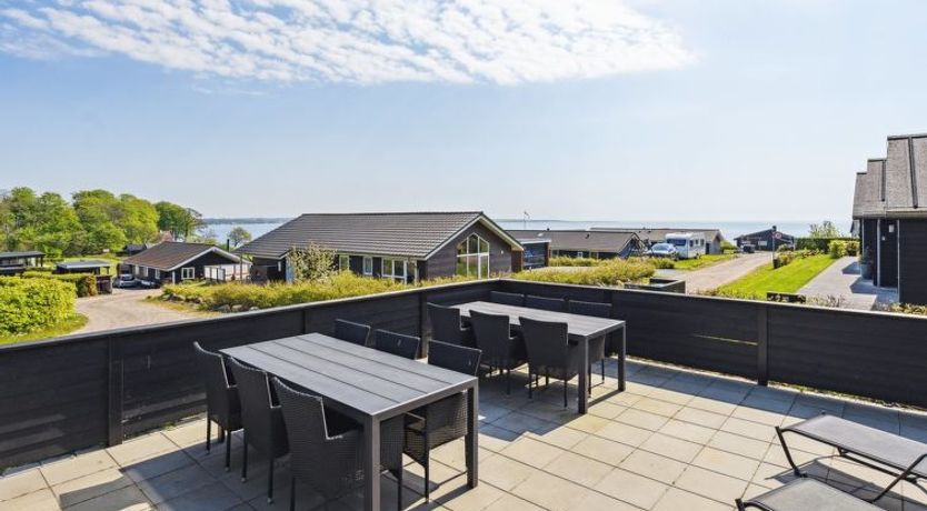 Photo of "Helina" - 180m from the sea