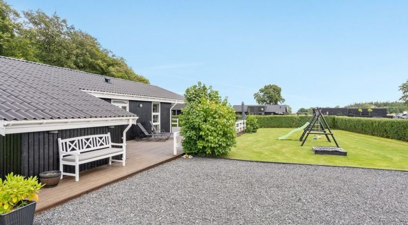 Photo of "Darja" - 300m from the sea