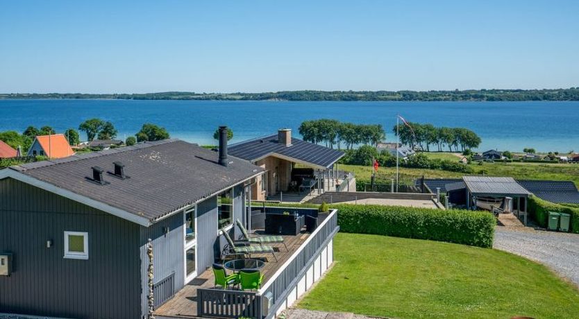 Photo of "Jenvold" - 300m to the fjord