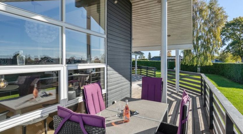 Photo of "Sylvana" - 400m from the sea