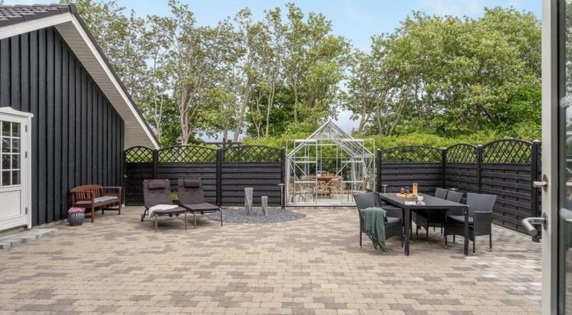 Photo of "Regnwald" - 400m to the fjord