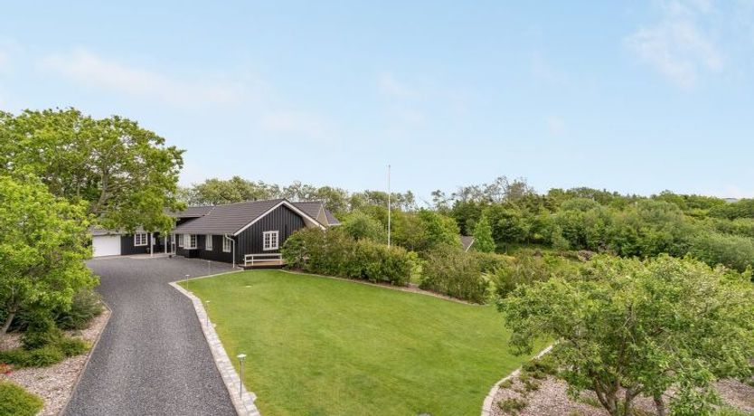 Photo of "Regnwald" - 400m to the fjord