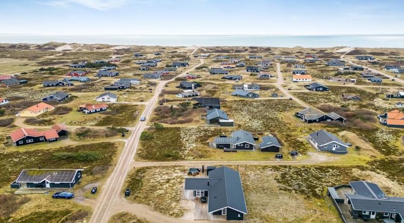 Photo of "Tola" - 450m from the sea