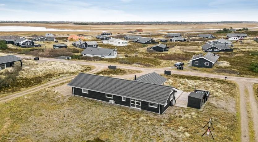 Photo of "Tola" - 450m from the sea