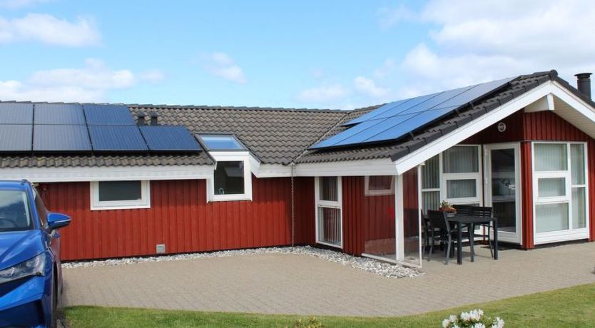 Photo of "Inge" - 300m from the sea