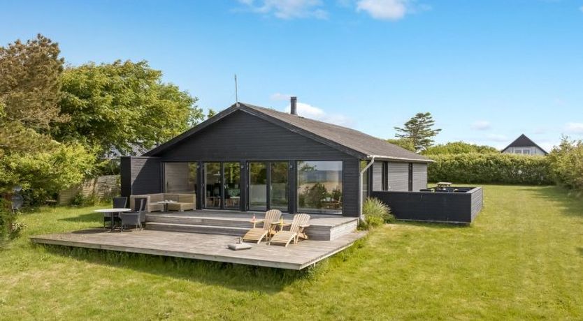 Photo of "Aslag" - 150m to the fjord