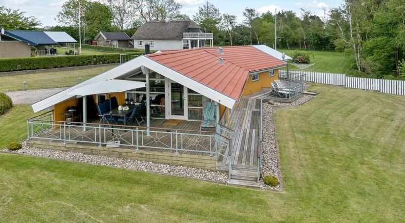 Photo of "Hjalmar" - 400m from the sea