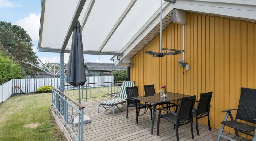 Photo of "Hjalmar" - 400m from the sea