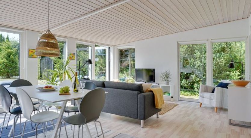 Photo of "Edin" - 400m from the sea