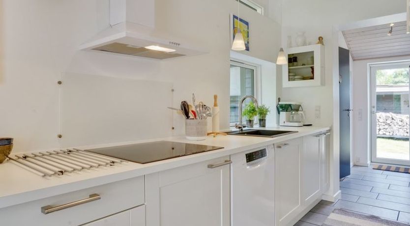 Photo of "Edin" - 400m from the sea