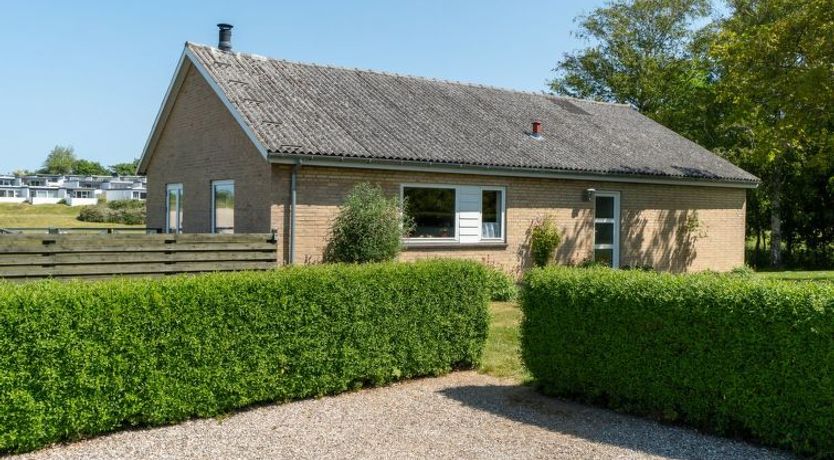 Photo of "Ambrosius" - 75m from the sea