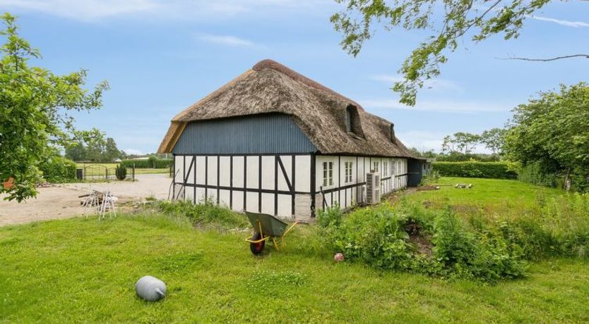 Photo of "Thessa" - 900m from the sea