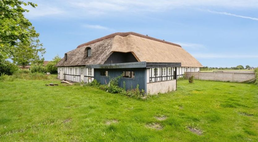 Photo of "Thessa" - 900m from the sea