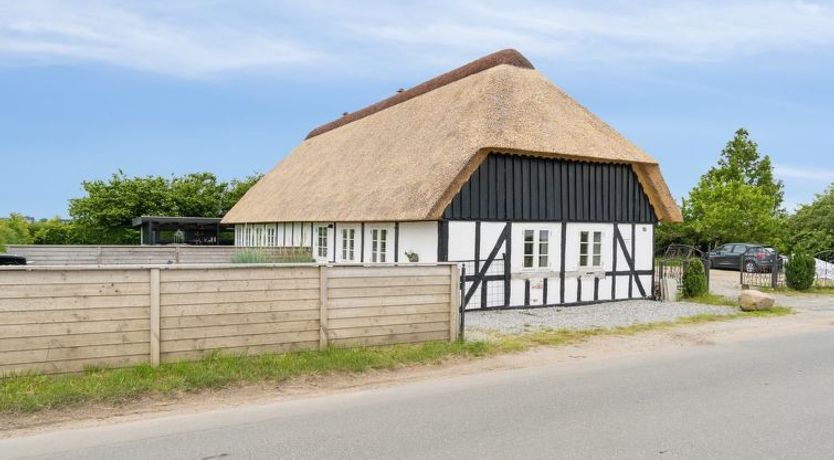 Photo of "Thessa" - 900m from the sea