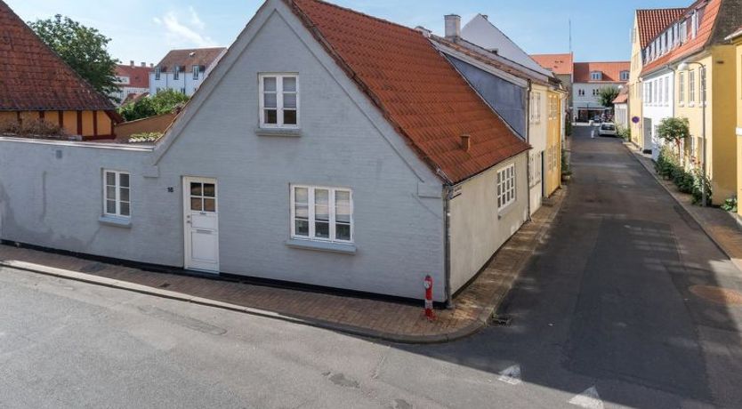 Photo of "Zezilie" - 500m from the sea