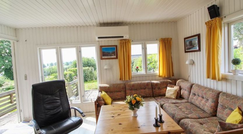 Photo of "Lillebror" - 200m from the sea