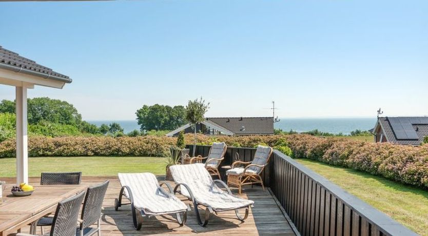 Photo of "Fridtjof" - 100m from the sea