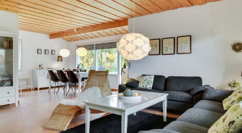 Photo of "Arnulf" - 400m from the sea