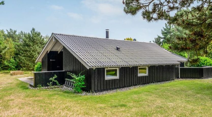 Photo of "Joakim" - 350m from the sea