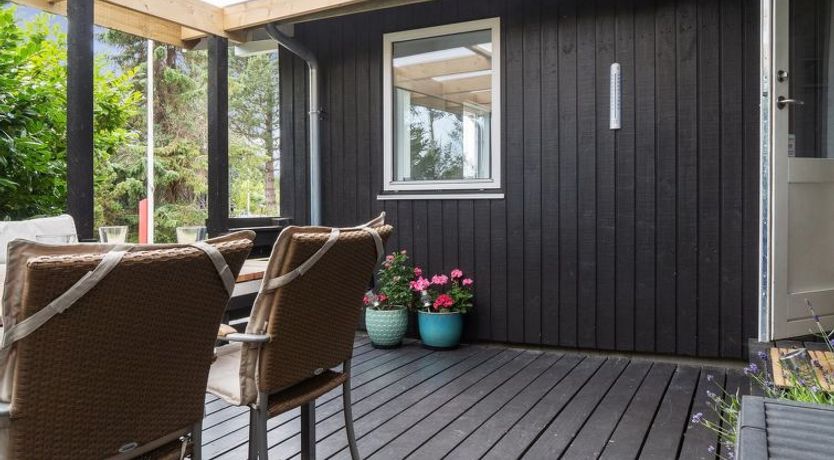 Photo of "Margit" - 10m from the sea