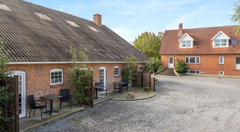 Photo of "Auguste" - 1.5km to the fjord