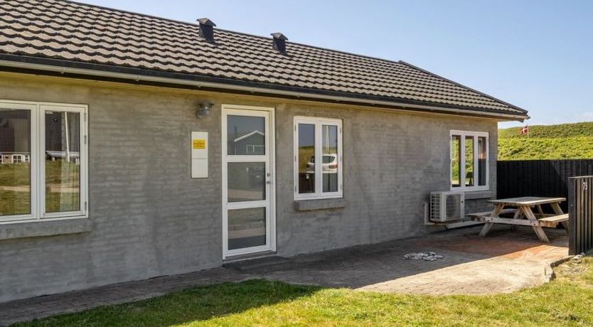 Photo of "Ludwik" - 150m from the sea