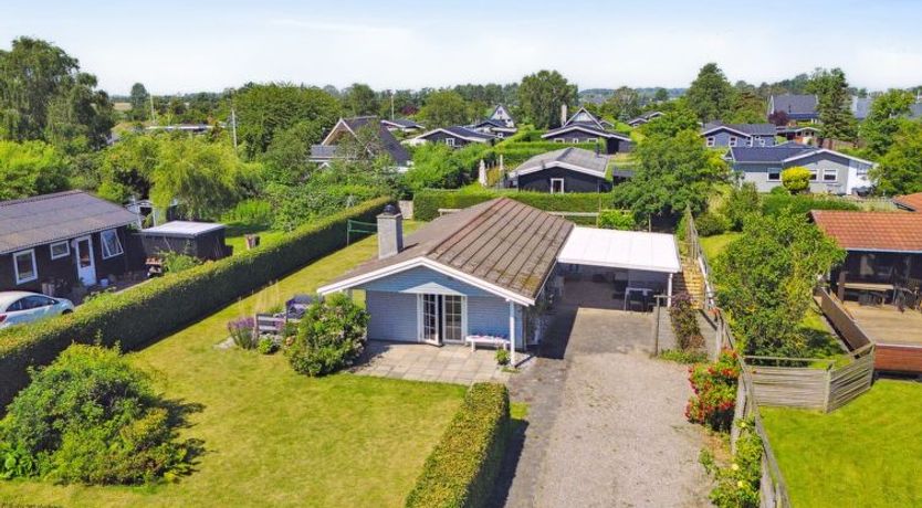 Photo of "Thomas" - 120m from the sea