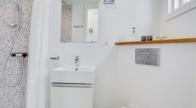 Photo of "Idunn" - 100m to the fjord