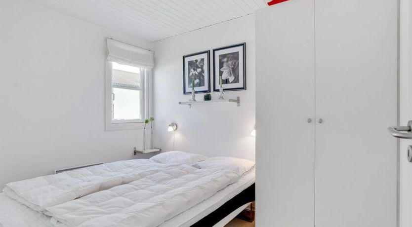 Photo of "Idunn" - 100m to the fjord