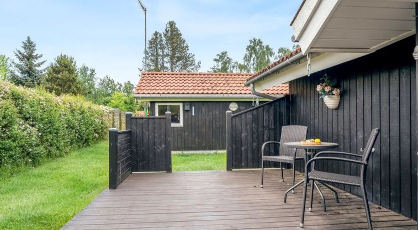 Photo of "Brynhild" - 400m from the sea