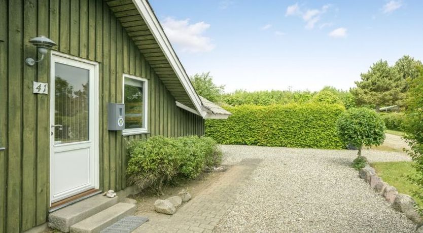 Photo of "Simonia" - 600m from the sea