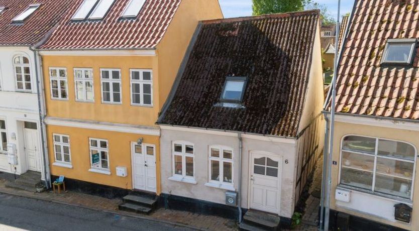 Photo of "Marilena" - 300m from the sea