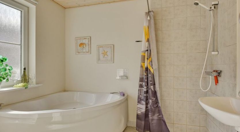 Photo of "Fausta" - 150m to the fjord