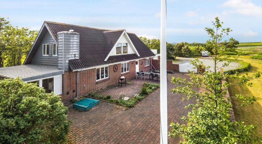 Photo of "Emmie" - 50m to the fjord