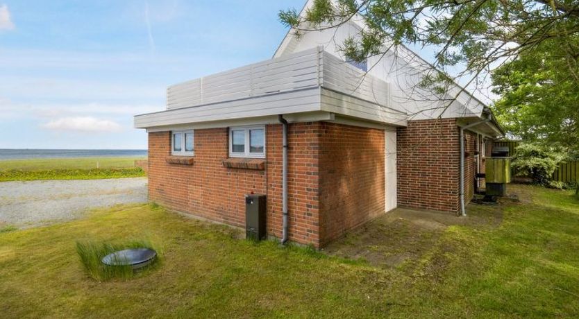 Photo of "Emmie" - 50m to the fjord