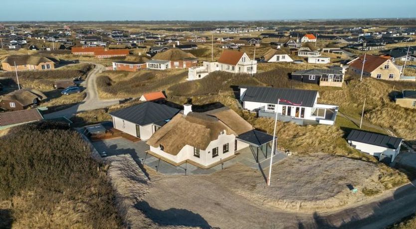 Photo of "Annelouise" - 100m from the sea