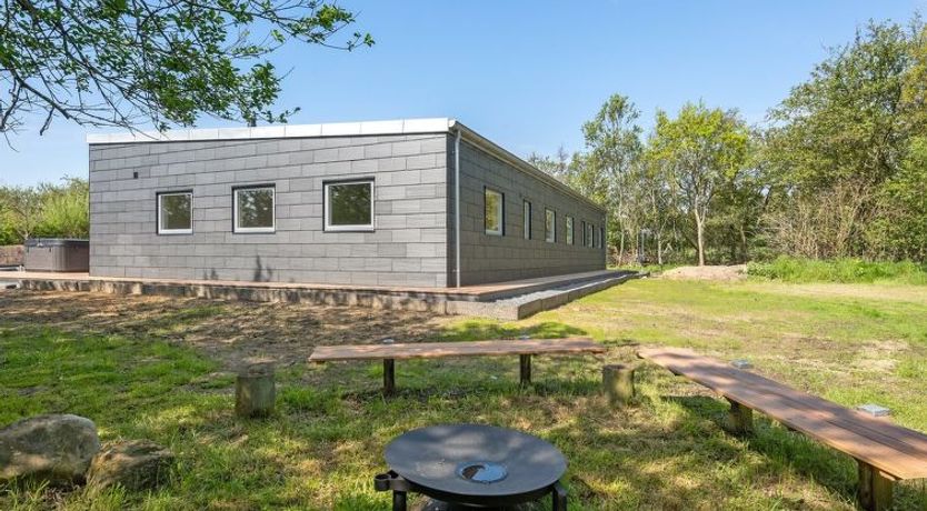 Photo of "Hiorulf" - 1.4km from the sea