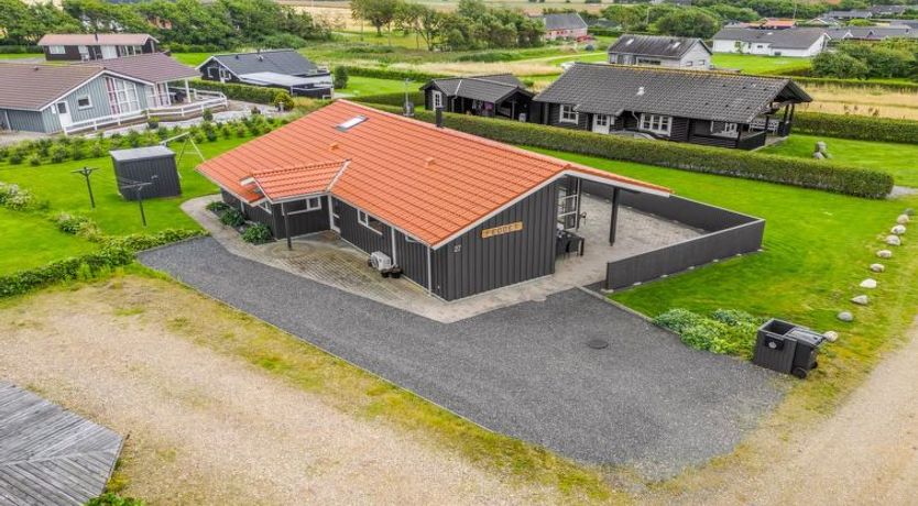 Photo of "Malila" - 400m to the fjord