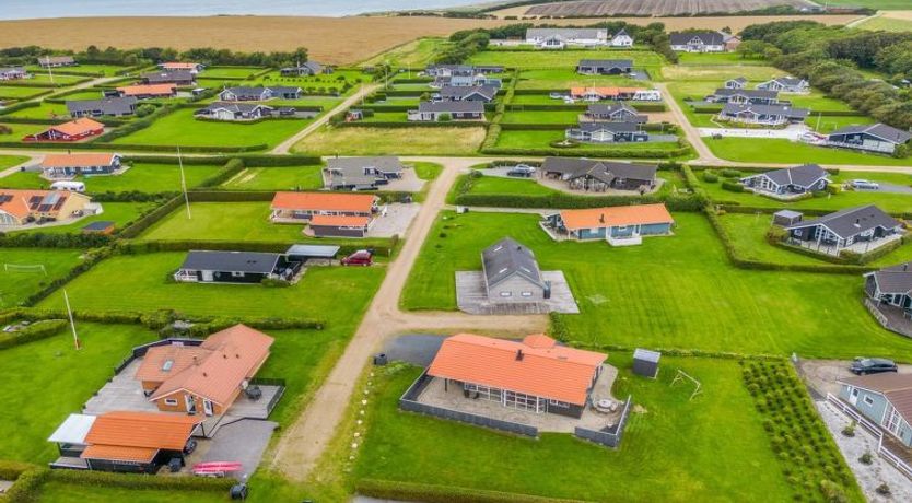 Photo of "Malila" - 400m to the fjord