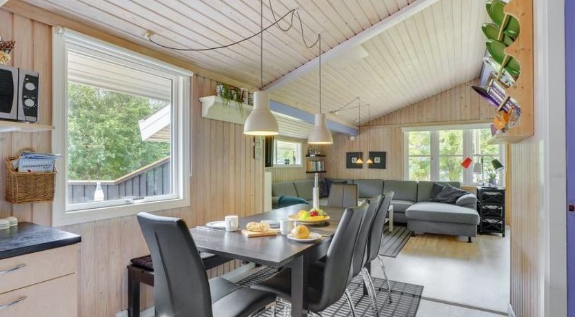 Photo of "Dali" - 400m to the fjord