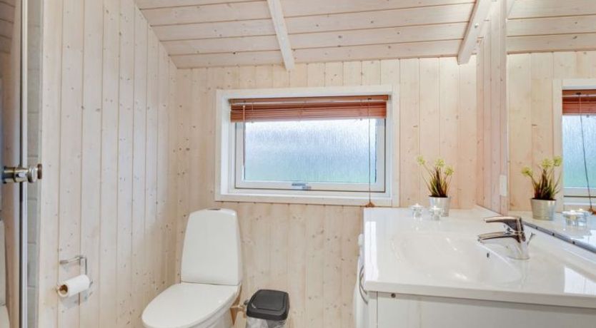 Photo of "Clarina" - 800m to the fjord