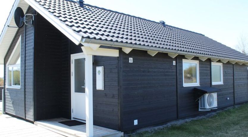 Photo of "Gertrude" - 1.1km to the fjord